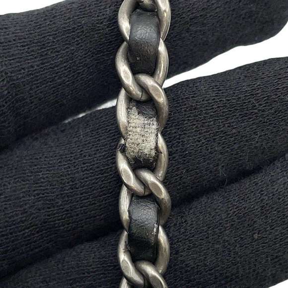 Chanel Chain Shoulder Bag Gabriel de Hobo Large Calf Leather White Black - Picture 16 of 16